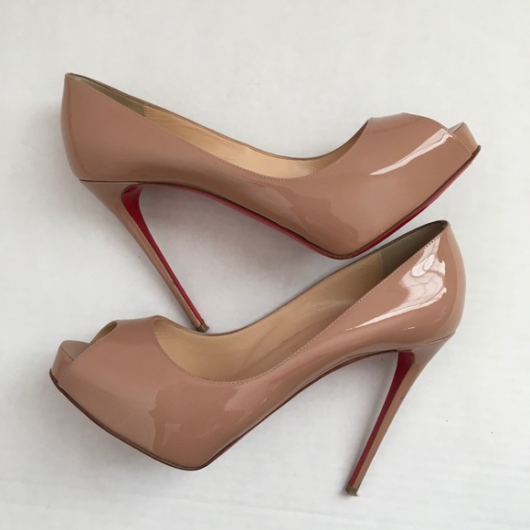 SOLD!!Christian Louboutin Very Prive - Picture 6 of 8